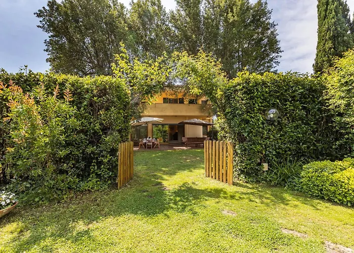 Elena Casa de Férias